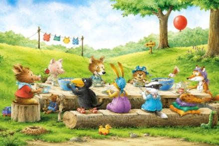 Rabe Socke Party Das Bild zeig den kleinen Raben Socke mit all seinen Freunden im Wald
